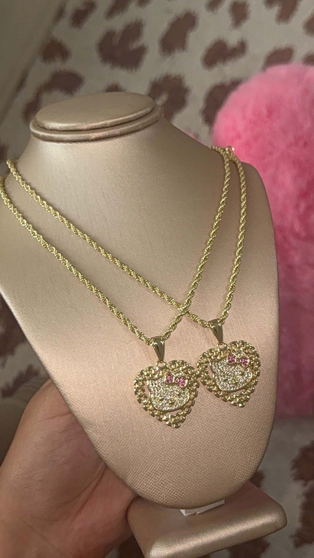 KITTY FACE HEART | NECKLACE